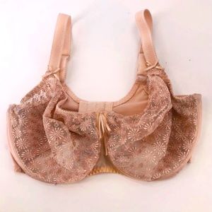 🎯 SOLD🎯 
EMPREINTE SEMI SHEER LACE BRA — SIZE 32F